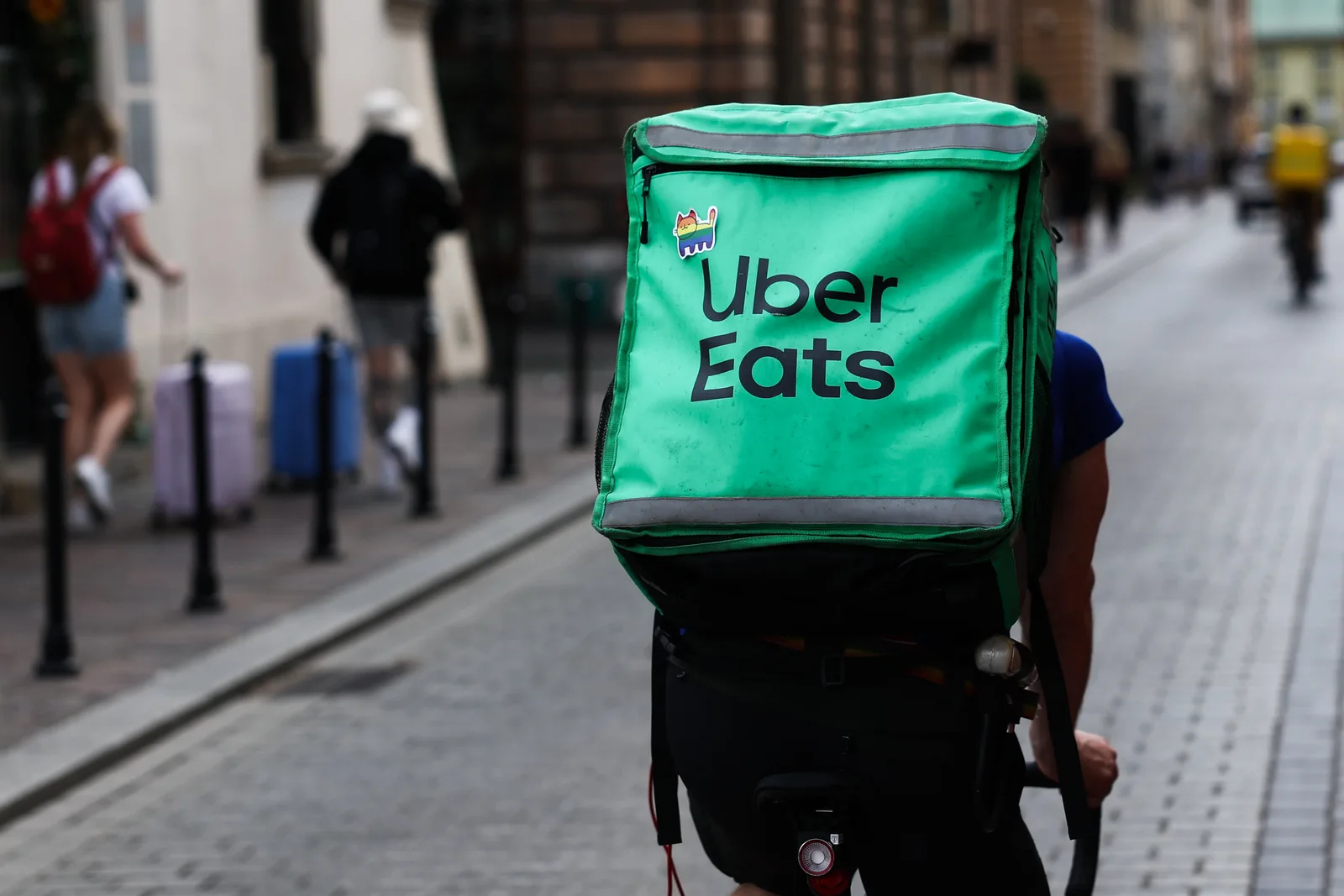 Uber Eats Launches Return Pickup Feature for Retail Purchases