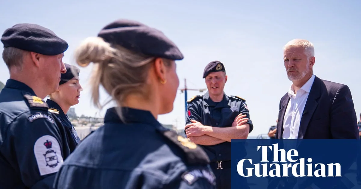 UK Defence Ministers Resign Amid Criticism of Military Funding and Strategy