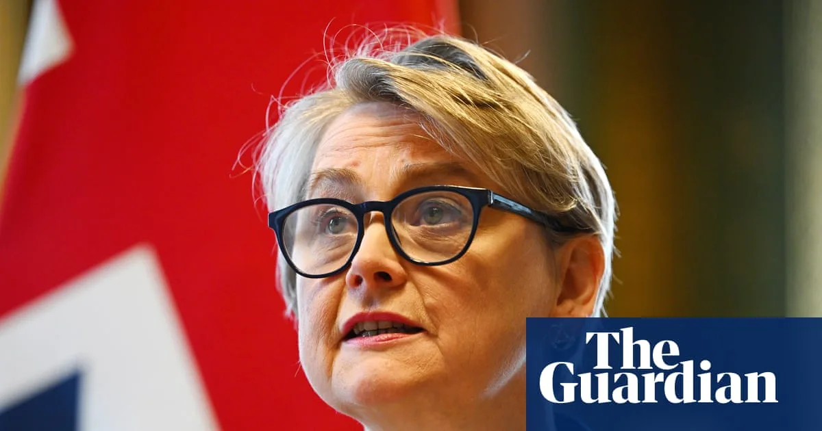 UK Foreign Secretary Warns of AI Risks, Calls for International Safeguards