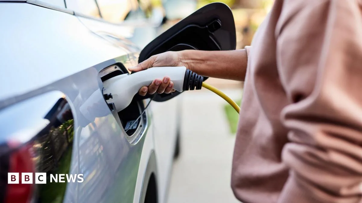 UK Government Considers Reducing 2030 Electric Vehicle Sales Target to 50%