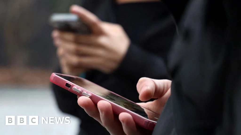 UK Government Plans Restrictions on Under-16s' Access to Social Media Platforms