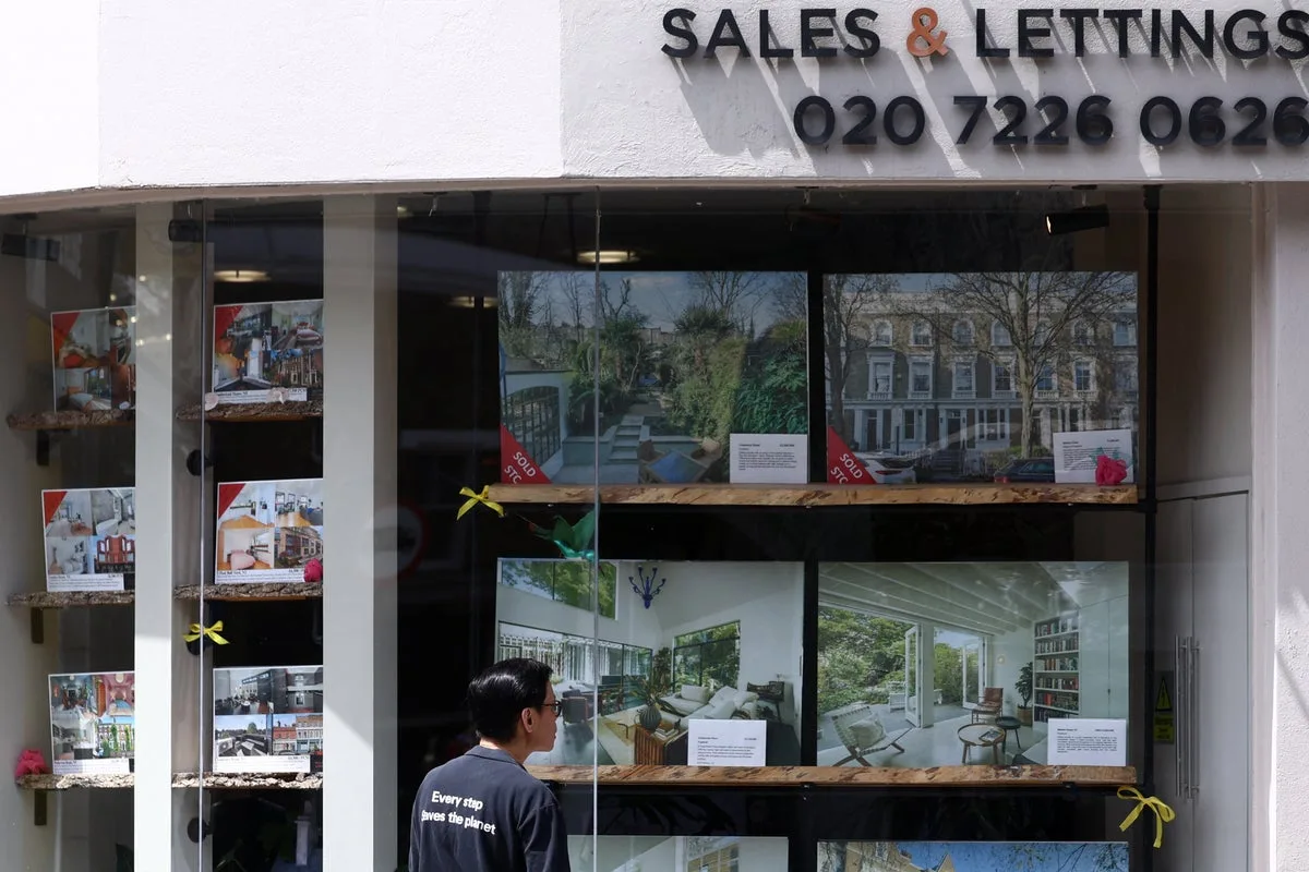 UK House Prices Rise in June as Market Activity Shows Signs of Stabilizing