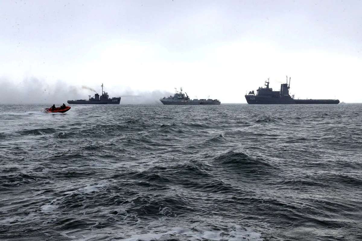 Ukraine Targets Caspian Sea Ships; Iran Weighs Response Amid Diplomatic Efforts