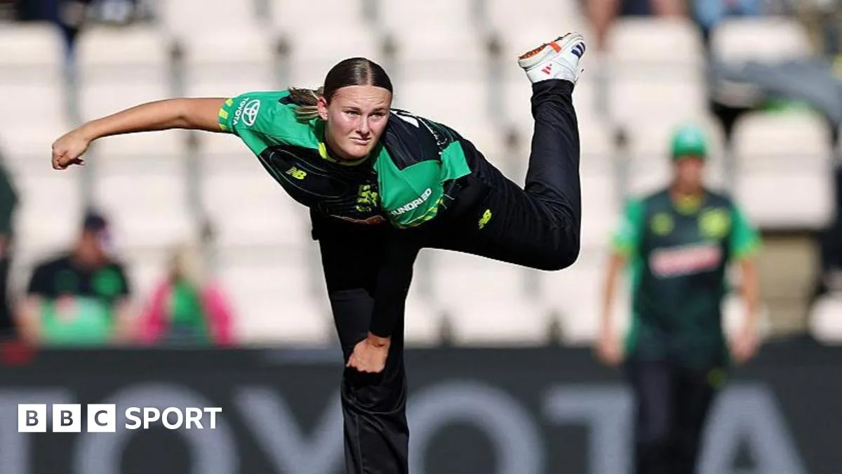 Uncapped Teenager Tilly Corteen-Coleman Named in England T20 World Cup Squad