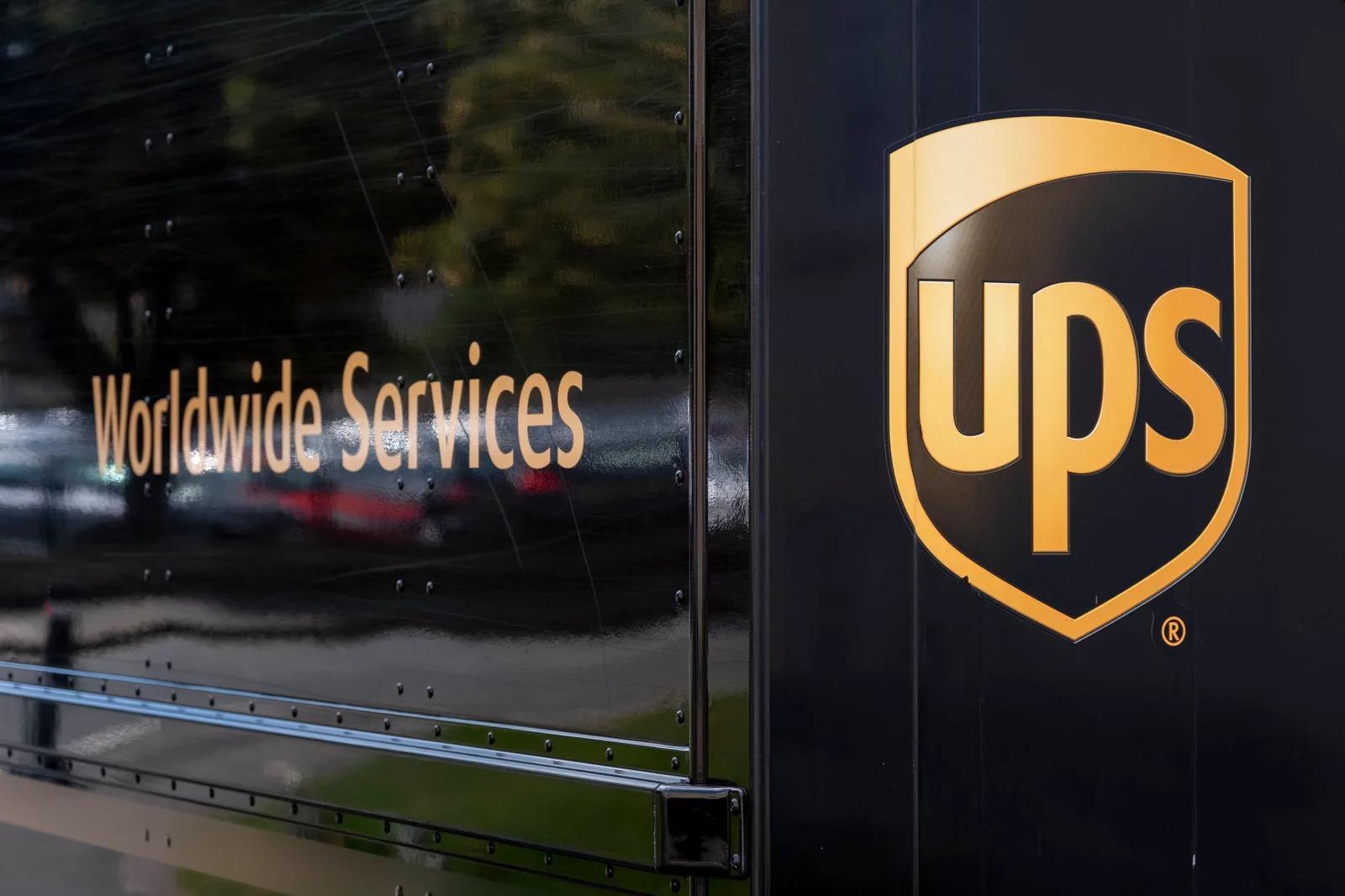 UPS Reports Strong Second-Quarter Earnings and Raises Full-Year Guidance
