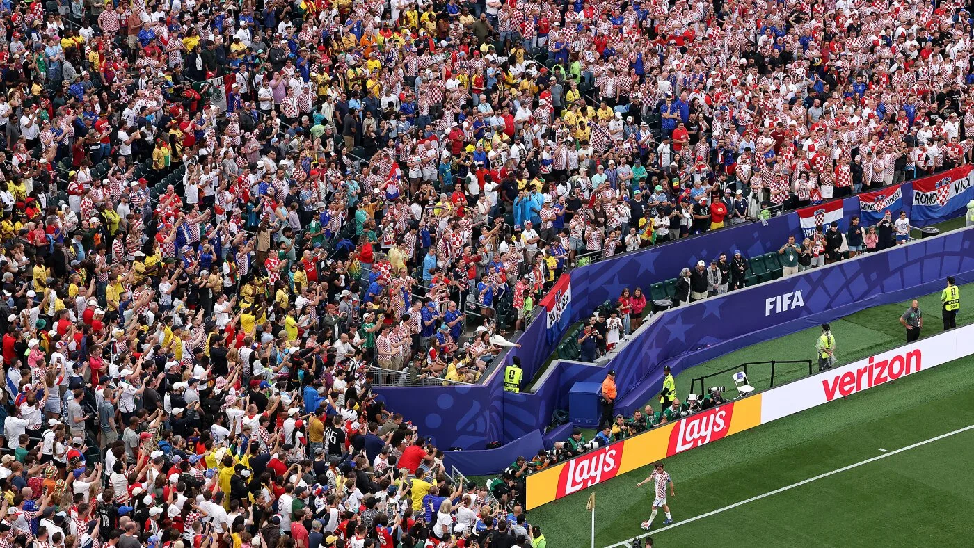 US Advances to World Cup Round of 16 After 2-0 Win Over Bosnia-Herzegovina