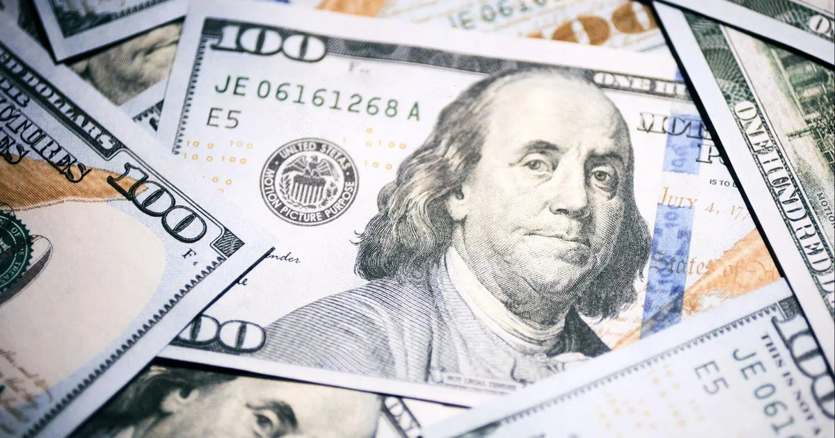 US and UK Report Slowing Wage Growth and Rising Unemployment Rates