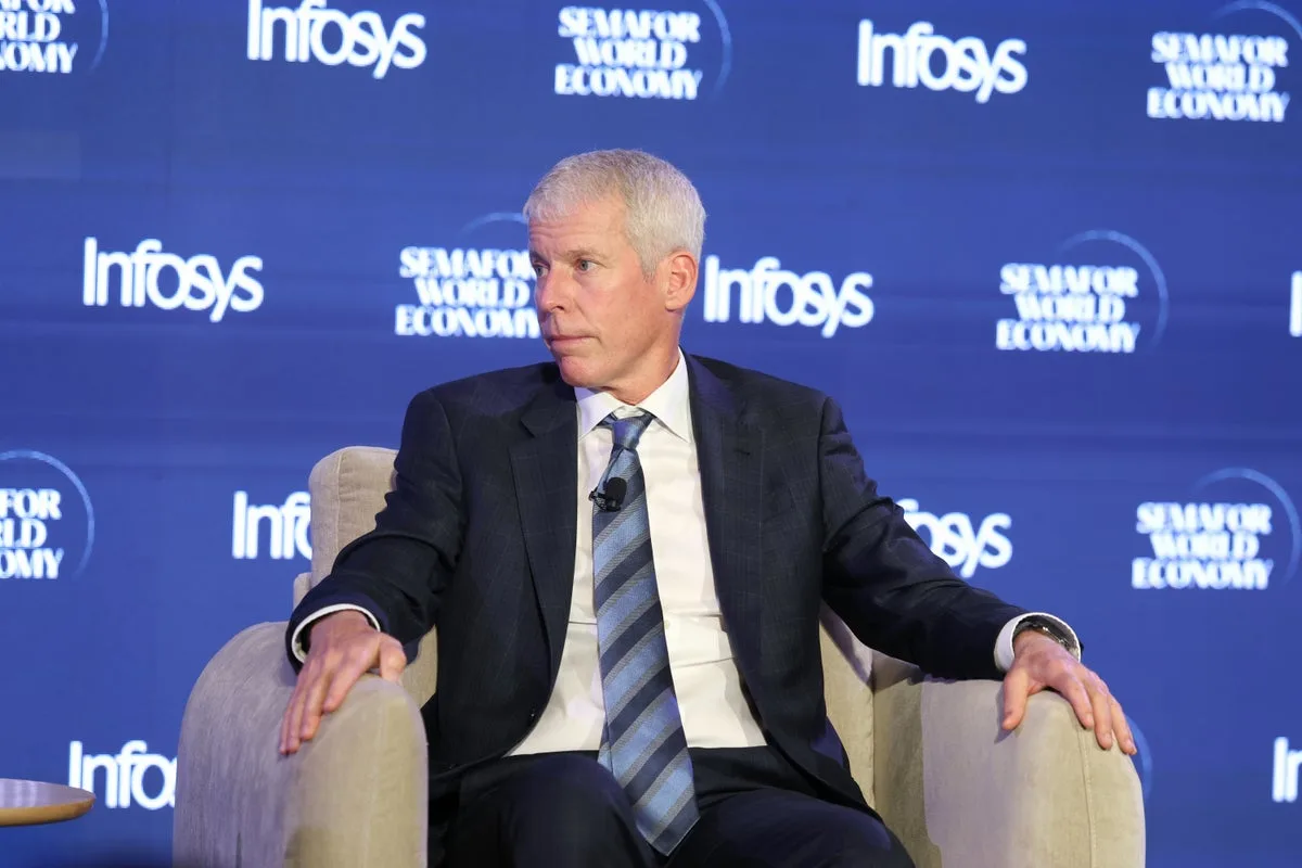 US Gasoline and Diesel Prices Reach Record Seasonal Highs Amid Global Supply Concerns