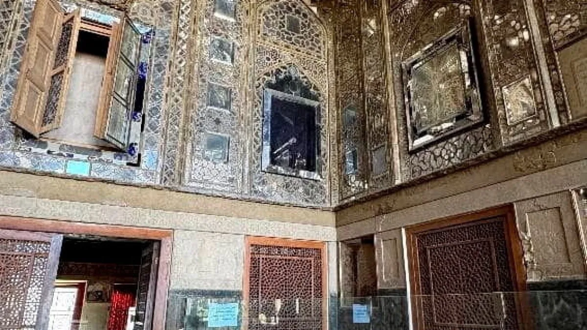 US-Israeli Strike Reported at Isfahan Factory Amid Ongoing Iran War