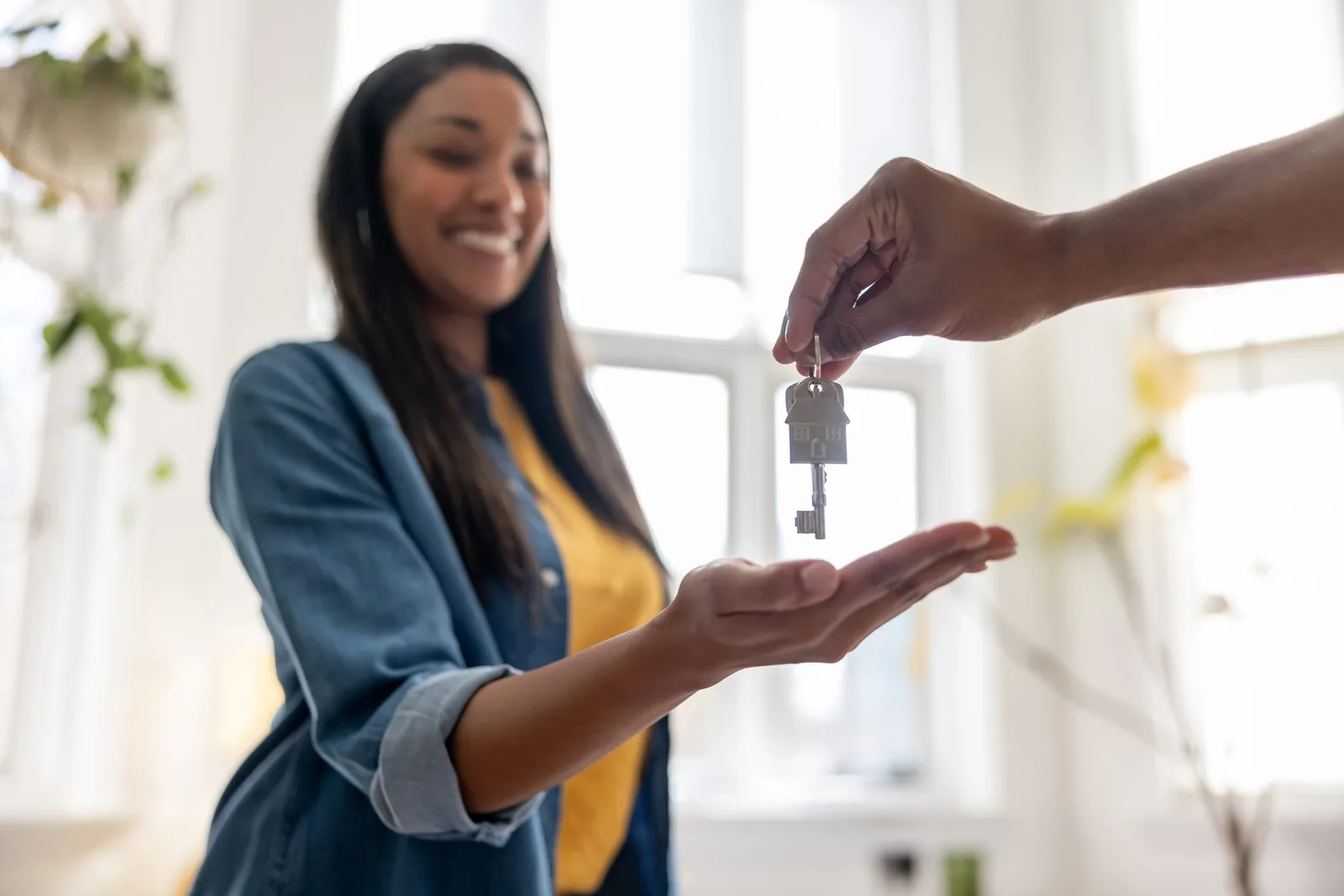 US Mortgage Rates Rise Near 6-Month High, Impacting Home Affordability