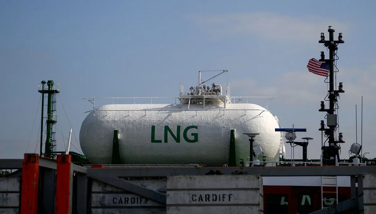 US Natural Gas Futures Fall for Second Day Amid Warmer Weather Forecasts