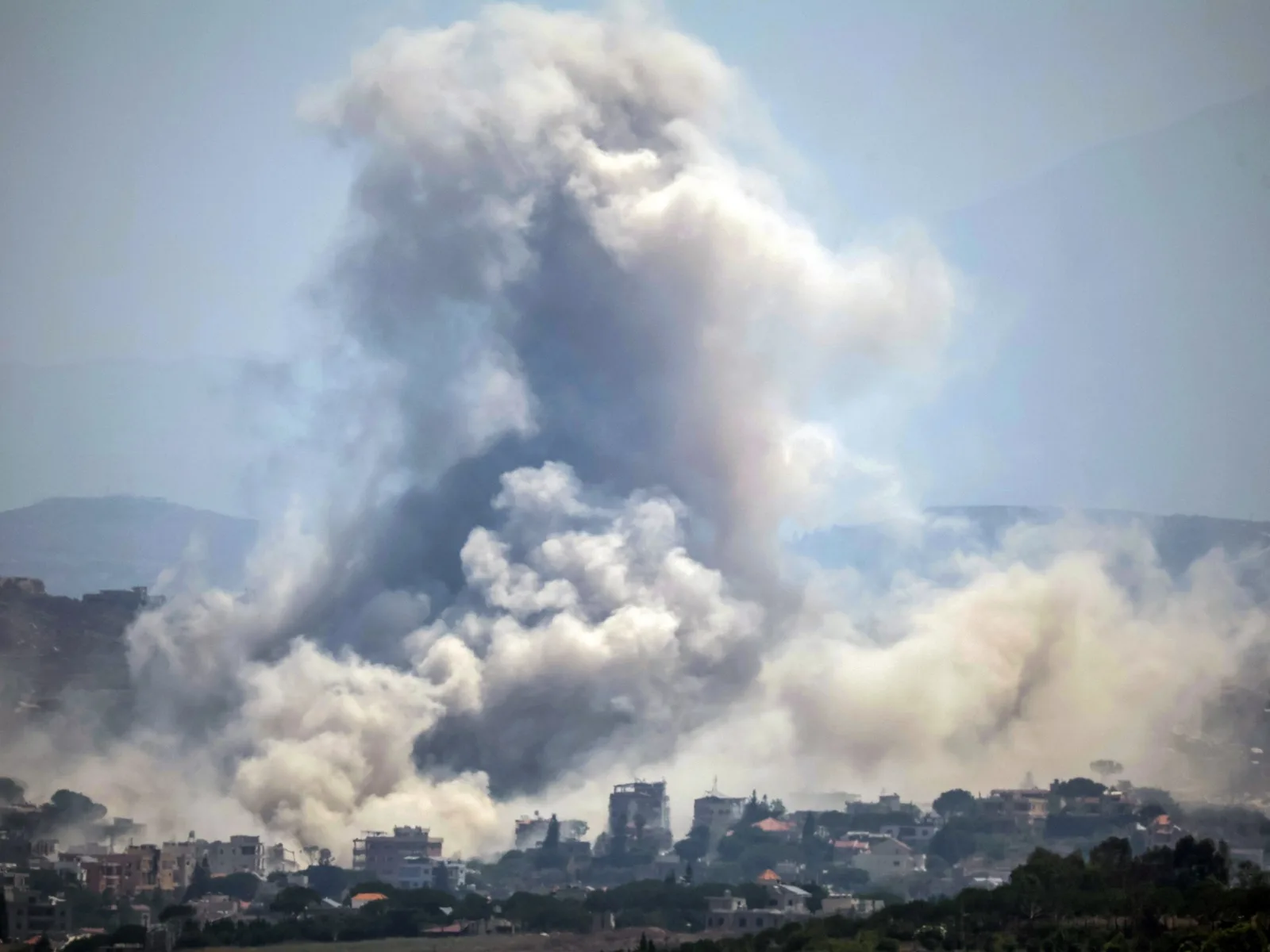 US Sanctions Hezbollah, Citing Iranian Ties and Moves to Disrupt Funding Network