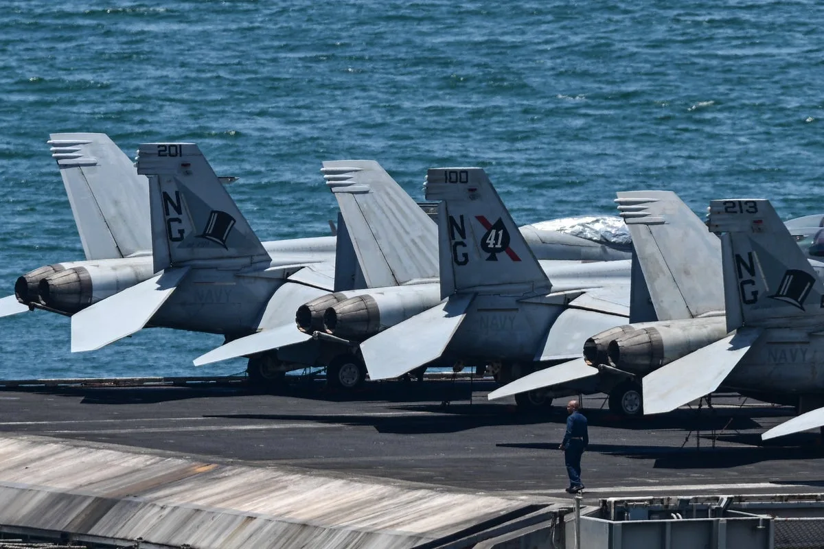 USS Abraham Lincoln Departs Thailand After Five-Day Port Visit