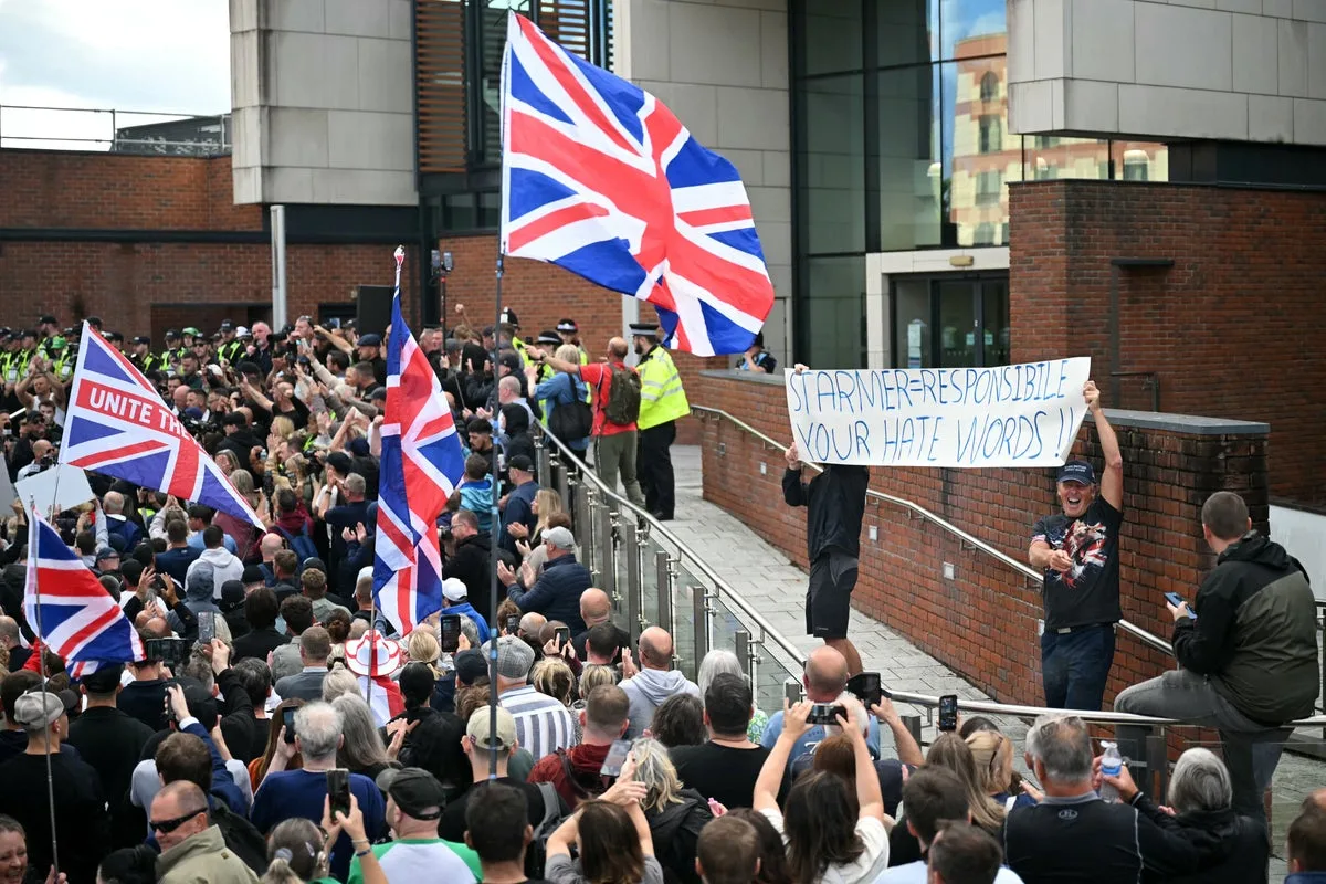 Violent Clashes Erupt at Southampton Protest Over Henry Nowak's Death
