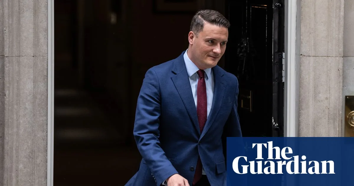 Wes Streeting Reported to Be Preparing Labour Leadership Challenge Against Starmer