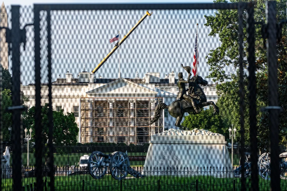 White House Weighs Plan for Permanent, Adjustable Fencing on Pennsylvania Avenue
