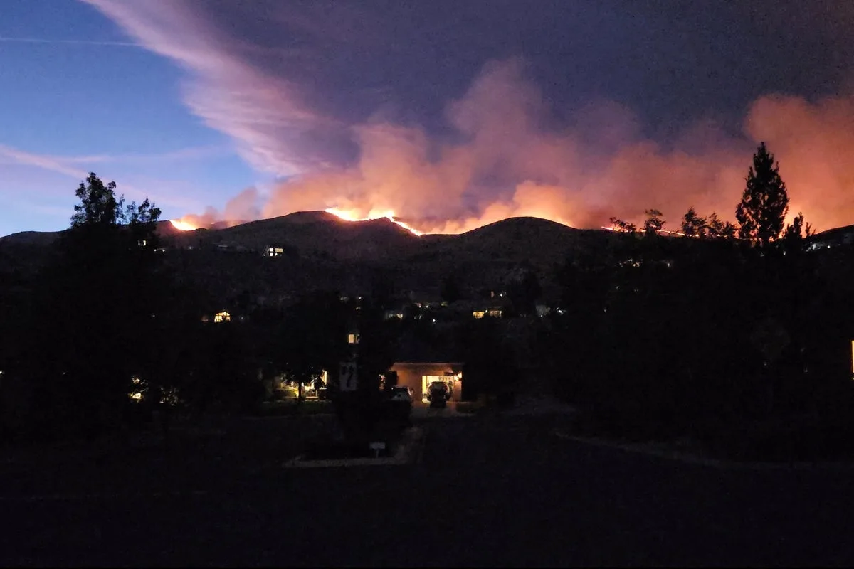 Wildfire in Reno, Nevada Prompts Evacuation of Nearly 90,000 Residents