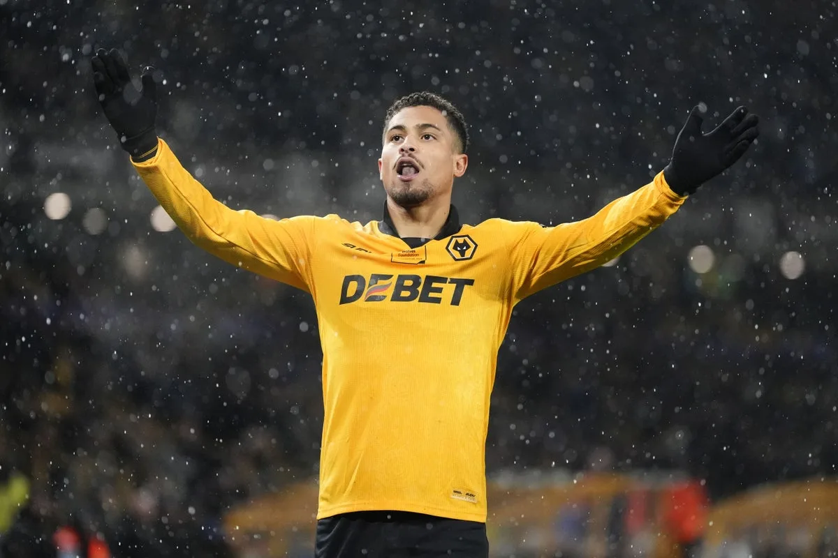 Wolves defeat Aston Villa 2-0 to surpass Premier League low points record