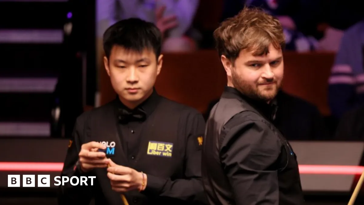 Zhao Xintong Defeats Liam Highfield in Crucible World Championship Opener